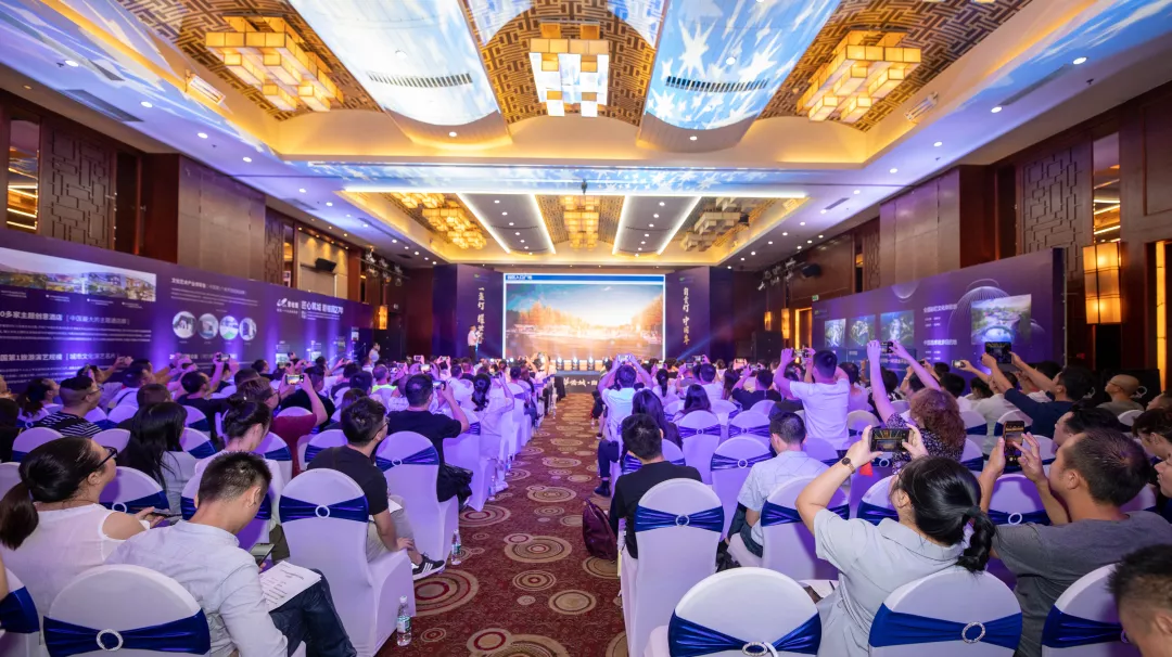 灯会资讯 | “一盏灯，耀世界”自贡灯会新篇章