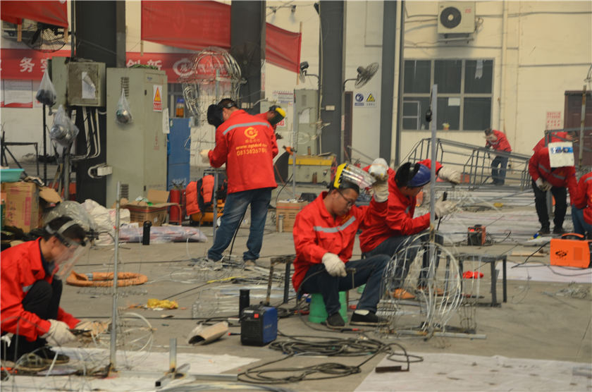 国内首个抗疫主题灯会——腾达彩灯向抗疫英雄致敬！